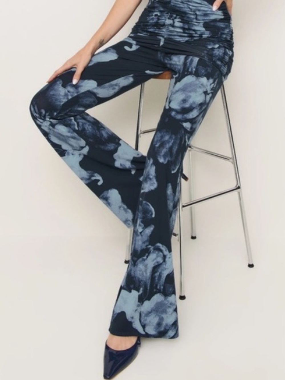 Reformation Navy and Light Blue Floral Pants